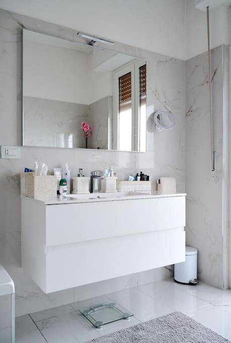 Lux 180Sqm Flat - Entire Last Floor Milan Luaran gambar